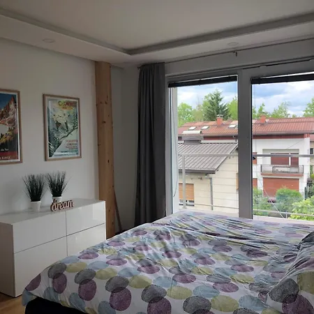 2 Modern Lubiana