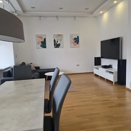 2 Modern Appartamento *