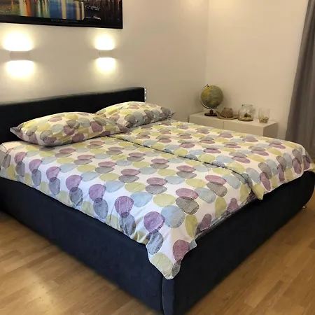 2 Modern * Lublana